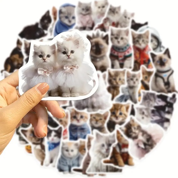 NIP! 50 Pieces of Adorable Realistic Cat and Kitten Stickers! - Picture 2 of 10